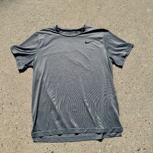 Nike pro dry fit grey tee L